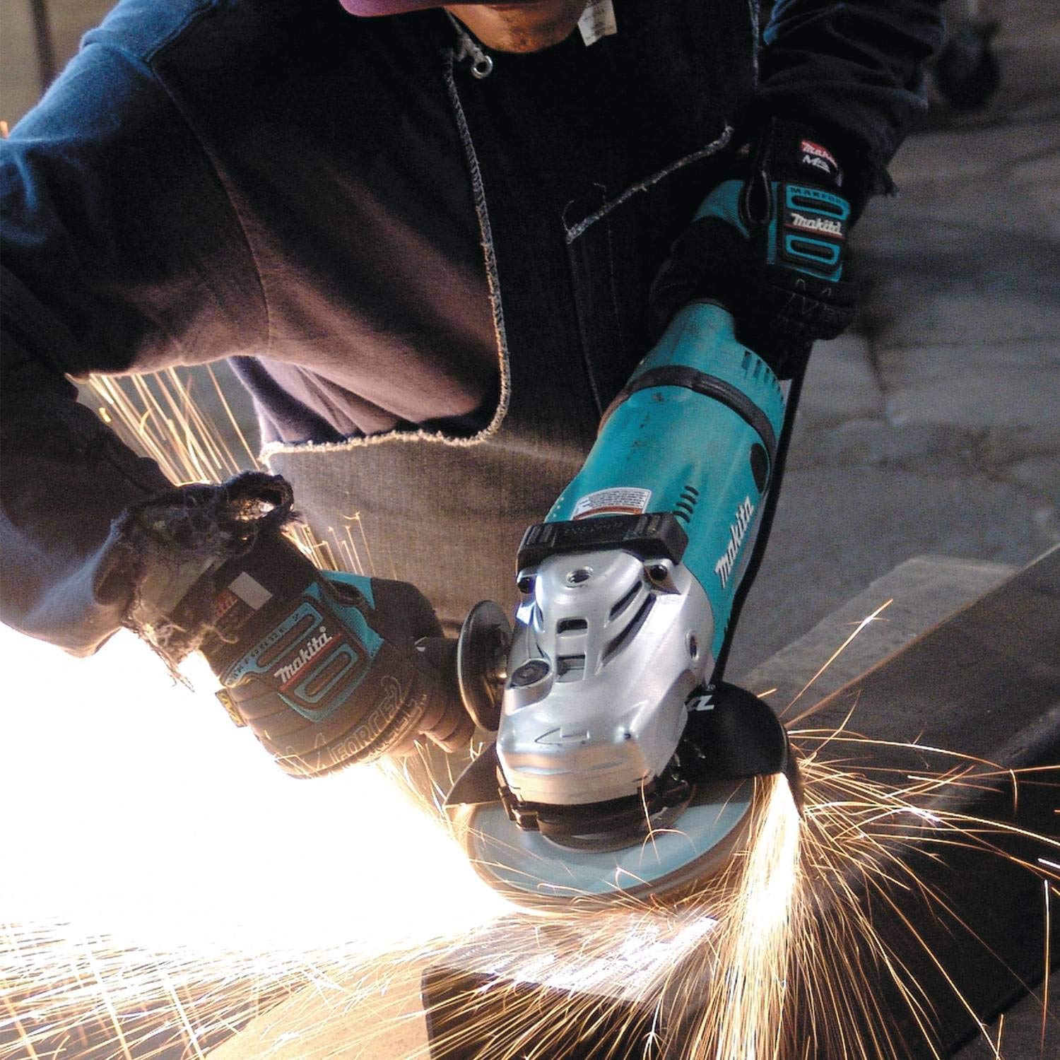 Makita grinder machine price in ksa 2 600W AVT Side Handle